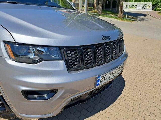 Сірий Джип Grand Cherokee, об'ємом двигуна 3.6 л та пробігом 110 тис. км за 32000 $, фото 28 на Automoto.ua