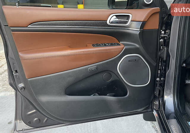 Серый Джип Гранд Чероки, объемом двигателя 3.6 л и пробегом 120 тыс. км за 29000 $, фото 24 на Automoto.ua