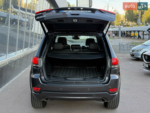 Сірий Джип Grand Cherokee, об'ємом двигуна 3 л та пробігом 252 тис. км за 23500 $, фото 21 на Automoto.ua