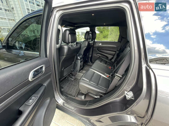 Сірий Джип Grand Cherokee, об'ємом двигуна 3.6 л та пробігом 101 тис. км за 27500 $, фото 32 на Automoto.ua