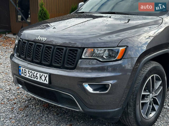 Сірий Джип Grand Cherokee, об'ємом двигуна 2.99 л та пробігом 155 тис. км за 26500 $, фото 4 на Automoto.ua