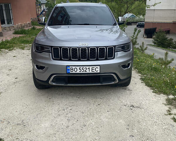 Джип Гранд Чероки 2018 в Тернополе на Automoto.ua Серый Джип Гранд Чероки, объемом двигателя 3.6 л и пробегом 130 тыс. км за 26900 $, фото 2 на Automoto.ua