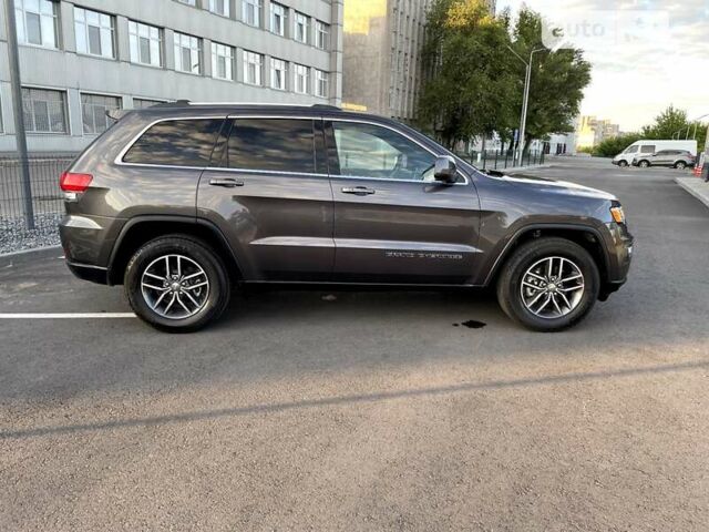 Сірий Джип Grand Cherokee, об'ємом двигуна 3.6 л та пробігом 105 тис. км за 20700 $, фото 6 на Automoto.ua