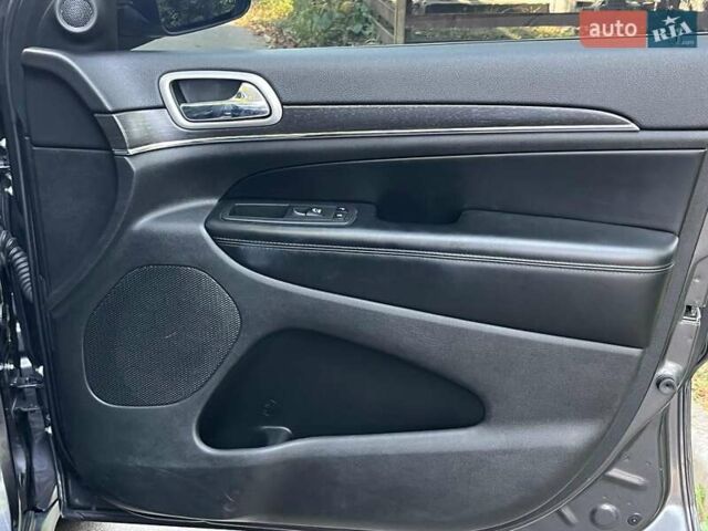 Сірий Джип Grand Cherokee, об'ємом двигуна 3.6 л та пробігом 140 тис. км за 21980 $, фото 17 на Automoto.ua