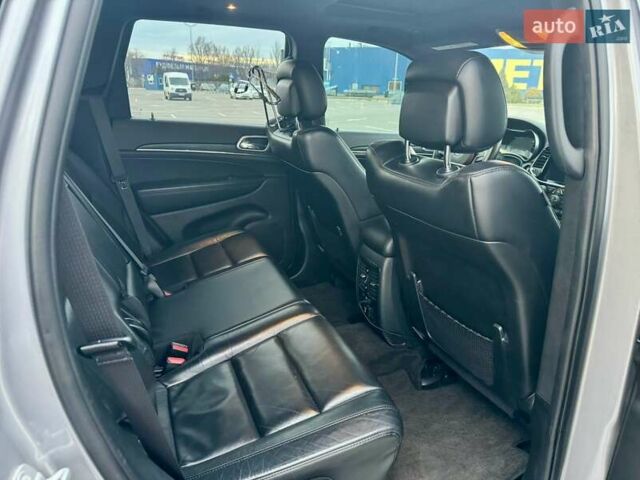 Сірий Джип Grand Cherokee, об'ємом двигуна 3.6 л та пробігом 146 тис. км за 25000 $, фото 11 на Automoto.ua