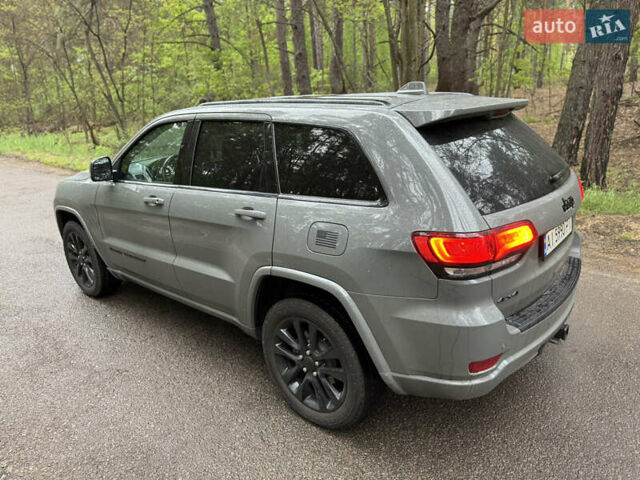 Серый Джип Гранд Чероки, объемом двигателя 3.6 л и пробегом 71 тыс. км за 25500 $, фото 6 на Automoto.ua