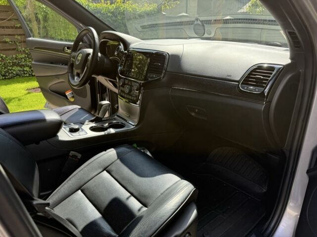 Сірий Джип Grand Cherokee, об'ємом двигуна 3.6 л та пробігом 54 тис. км за 33500 $, фото 12 на Automoto.ua