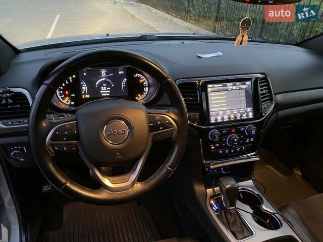 Серый Джип Гранд Чероки, объемом двигателя 3.6 л и пробегом 78 тыс. км за 25000 $, фото 15 на Automoto.ua