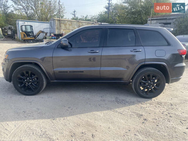Серый Джип Гранд Чероки, объемом двигателя 3.6 л и пробегом 120 тыс. км за 34500 $, фото 6 на Automoto.ua