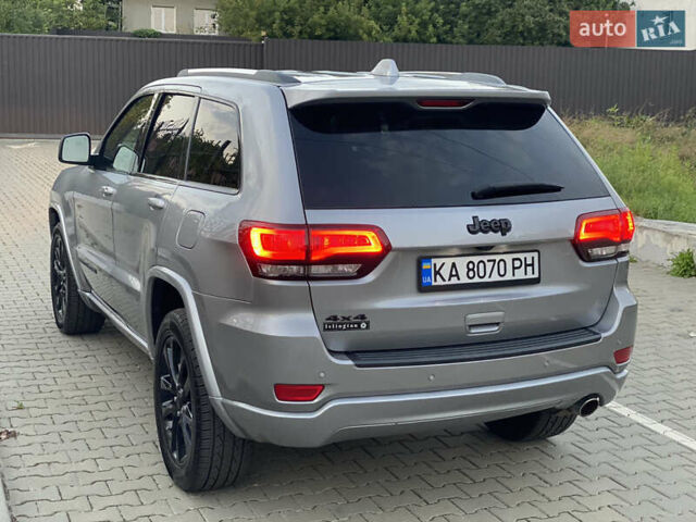 Серый Джип Гранд Чероки, объемом двигателя 3.6 л и пробегом 78 тыс. км за 25000 $, фото 9 на Automoto.ua