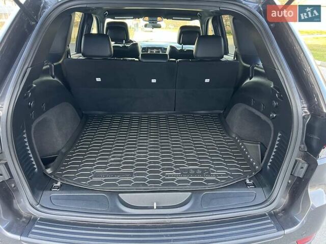 Серый Джип Гранд Чероки, объемом двигателя 3.6 л и пробегом 137 тыс. км за 20300 $, фото 51 на Automoto.ua