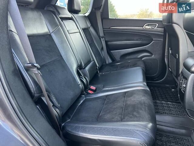 Серый Джип Гранд Чероки, объемом двигателя 3.6 л и пробегом 137 тыс. км за 20300 $, фото 56 на Automoto.ua