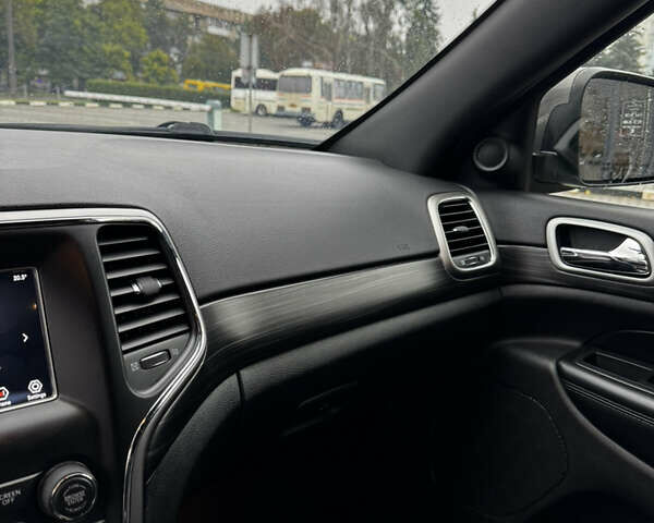 Сірий Джип Grand Cherokee, об'ємом двигуна 3.6 л та пробігом 132 тис. км за 19000 $, фото 30 на Automoto.ua