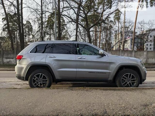 Сірий Джип Grand Cherokee, об'ємом двигуна 3.61 л та пробігом 111 тис. км за 29300 $, фото 2 на Automoto.ua