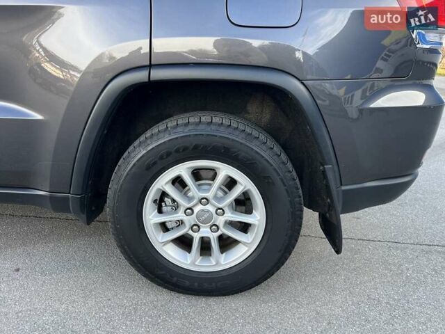 Серый Джип Гранд Чероки, объемом двигателя 3.6 л и пробегом 137 тыс. км за 20300 $, фото 24 на Automoto.ua