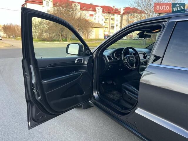 Серый Джип Гранд Чероки, объемом двигателя 3.6 л и пробегом 137 тыс. км за 20300 $, фото 26 на Automoto.ua