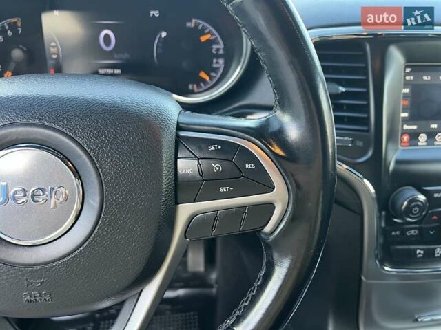 Серый Джип Гранд Чероки, объемом двигателя 3.6 л и пробегом 137 тыс. км за 20300 $, фото 38 на Automoto.ua