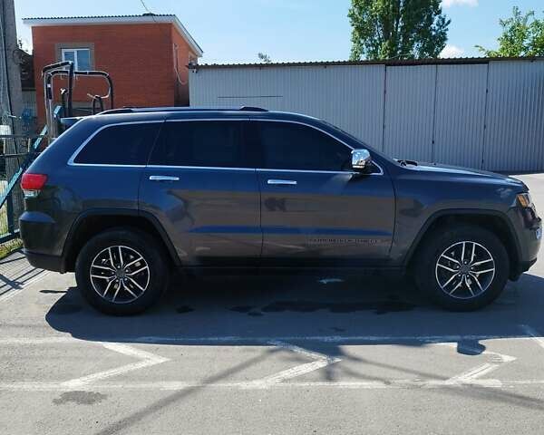 Сірий Джип Grand Cherokee, об'ємом двигуна 3.6 л та пробігом 133 тис. км за 31800 $, фото 2 на Automoto.ua