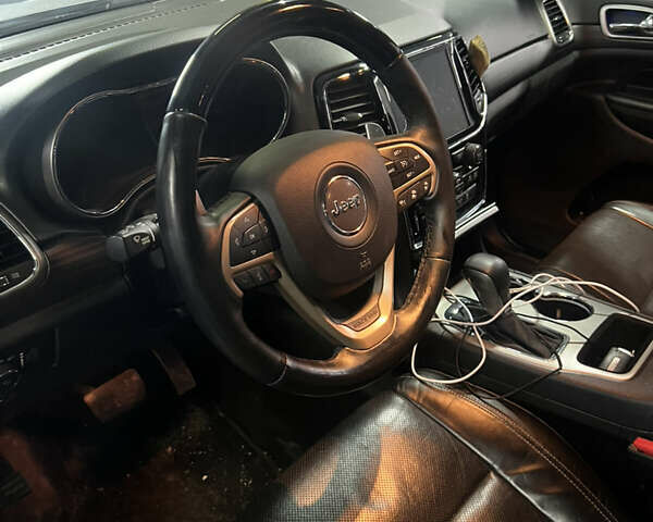 Сірий Джип Grand Cherokee, об'ємом двигуна 3.6 л та пробігом 133 тис. км за 21000 $, фото 1 на Automoto.ua