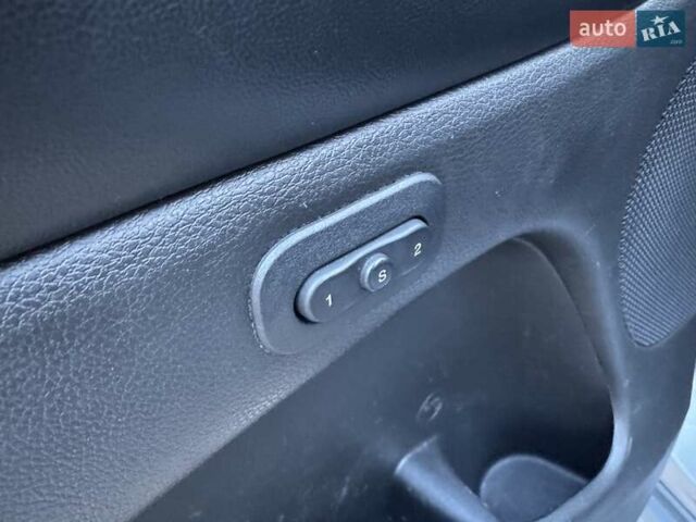Сірий Джип Grand Cherokee, об'ємом двигуна 3.6 л та пробігом 212 тис. км за 26990 $, фото 16 на Automoto.ua