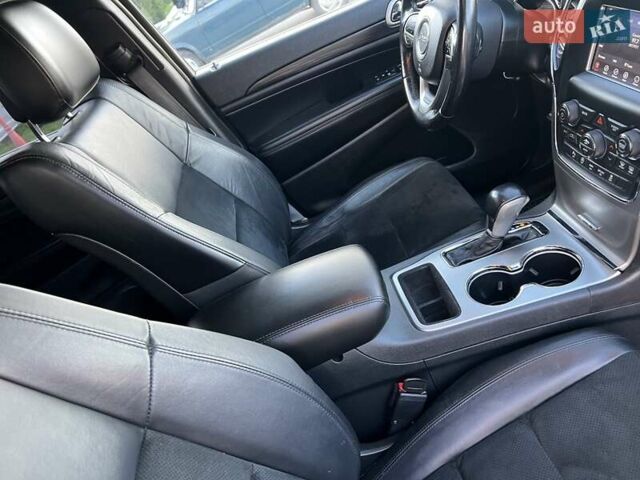 Серый Джип Гранд Чероки, объемом двигателя 3.6 л и пробегом 137 тыс. км за 20300 $, фото 63 на Automoto.ua