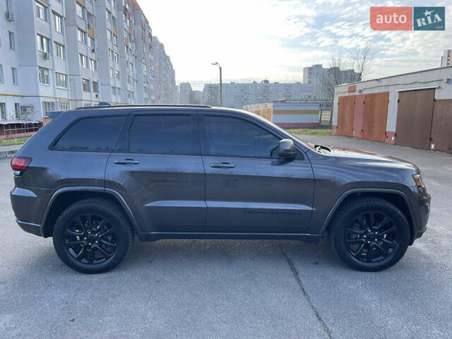 Сірий Джип Grand Cherokee, об'ємом двигуна 3.6 л та пробігом 113 тис. км за 26999 $, фото 5 на Automoto.ua