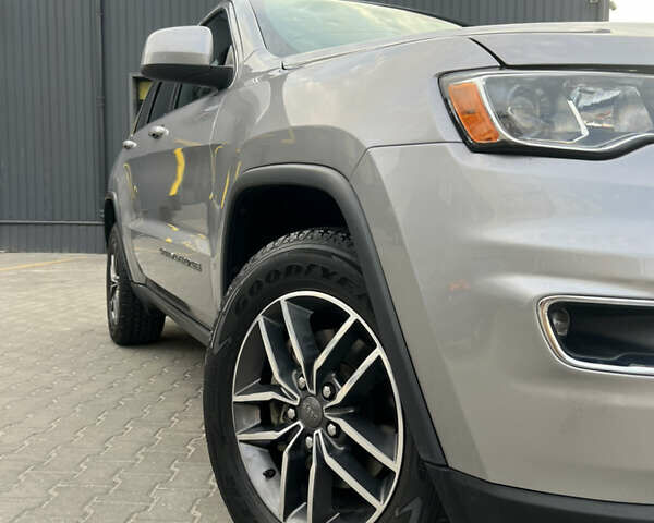Сірий Джип Grand Cherokee, об'ємом двигуна 3.6 л та пробігом 133 тис. км за 21000 $, фото 14 на Automoto.ua