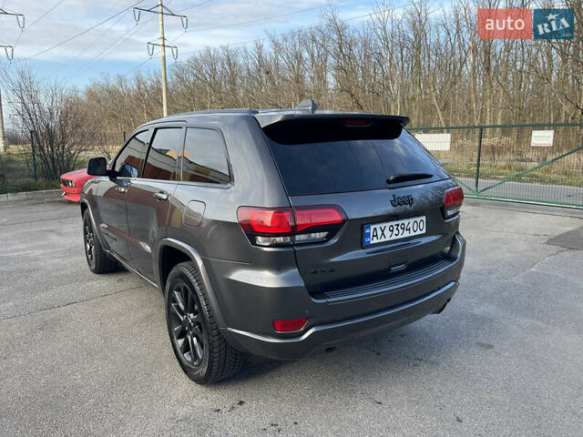 Сірий Джип Grand Cherokee, об'ємом двигуна 3.6 л та пробігом 113 тис. км за 26999 $, фото 10 на Automoto.ua
