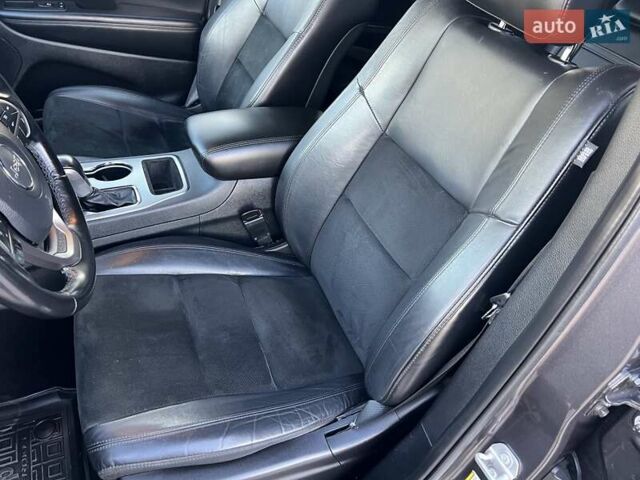 Серый Джип Гранд Чероки, объемом двигателя 3.6 л и пробегом 137 тыс. км за 20300 $, фото 31 на Automoto.ua