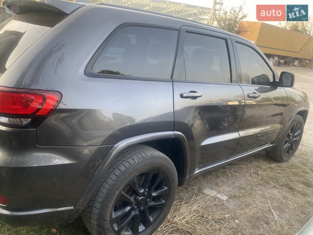 Серый Джип Гранд Чероки, объемом двигателя 3.6 л и пробегом 120 тыс. км за 34500 $, фото 5 на Automoto.ua