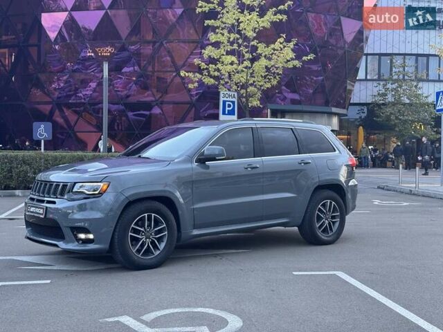 Сірий Джип Grand Cherokee, об'ємом двигуна 3.6 л та пробігом 212 тис. км за 26990 $, фото 3 на Automoto.ua