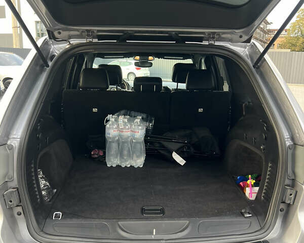 Сірий Джип Grand Cherokee, об'ємом двигуна 3.6 л та пробігом 133 тис. км за 21000 $, фото 13 на Automoto.ua