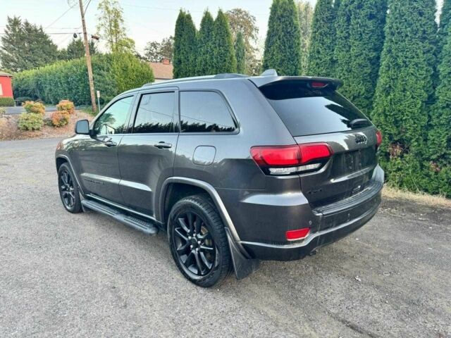 Сірий Джип Grand Cherokee, об'ємом двигуна 3.6 л та пробігом 115 тис. км за 18471 $, фото 2 на Automoto.ua