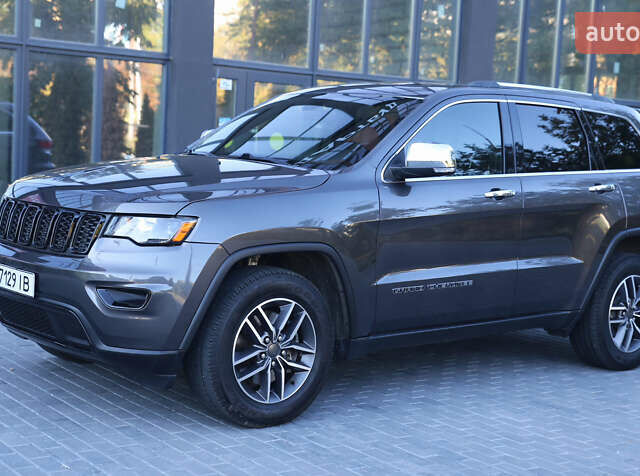 Серый Джип Гранд Чероки, объемом двигателя 3.6 л и пробегом 54 тыс. км за 24800 $, фото 5 на Automoto.ua