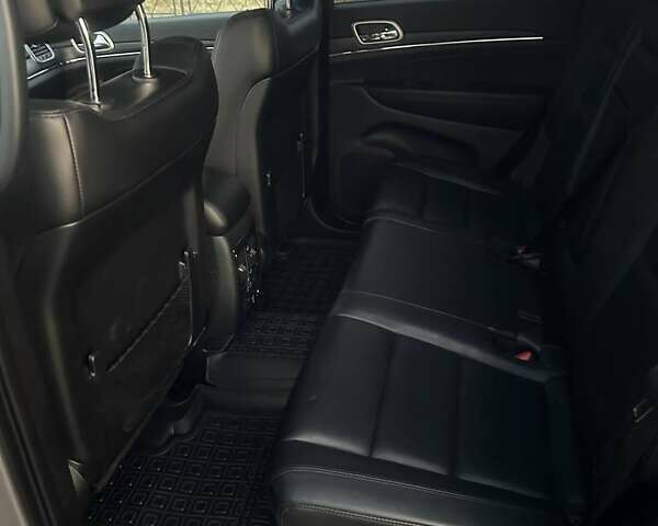 Серый Джип Гранд Чероки, объемом двигателя 3.6 л и пробегом 42 тыс. км за 29000 $, фото 9 на Automoto.ua