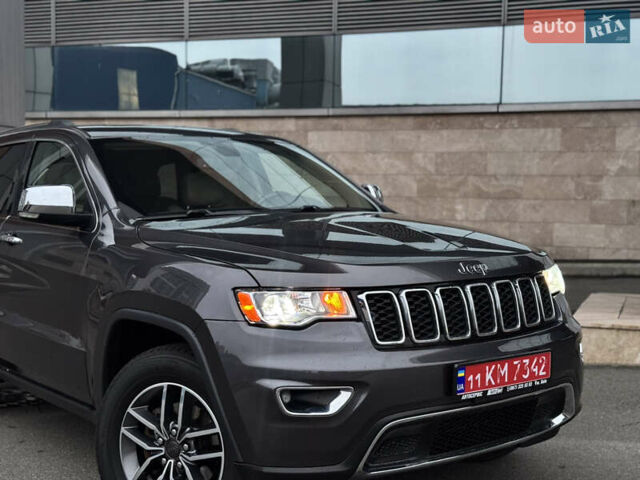 Серый Джип Гранд Чероки, объемом двигателя 3.6 л и пробегом 98 тыс. км за 26499 $, фото 2 на Automoto.ua