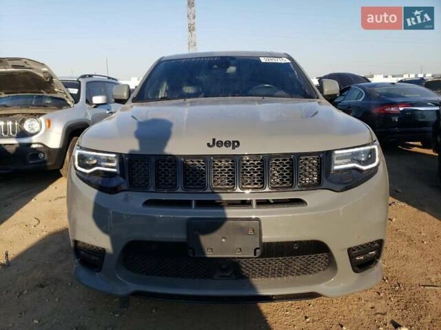 Сірий Джип Grand Cherokee, об'ємом двигуна 6.4 л та пробігом 16 тис. км за 23000 $, фото 9 на Automoto.ua
