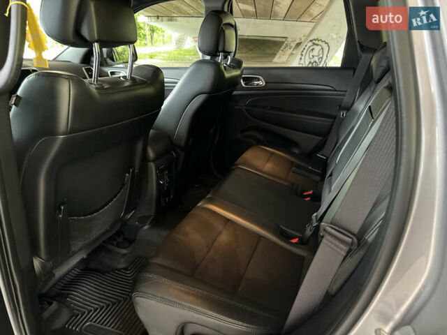 Сірий Джип Grand Cherokee, об'ємом двигуна 3.6 л та пробігом 81 тис. км за 25100 $, фото 29 на Automoto.ua