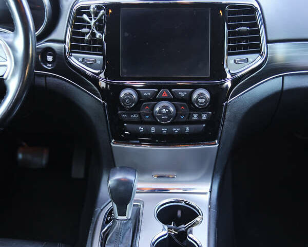 Серый Джип Гранд Чероки, объемом двигателя 3.6 л и пробегом 54 тыс. км за 24800 $, фото 26 на Automoto.ua