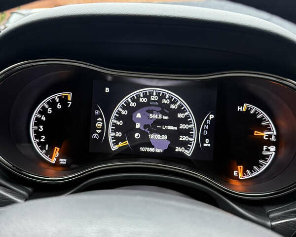 Серый Джип Гранд Чероки, объемом двигателя 3.6 л и пробегом 107 тыс. км за 29500 $, фото 10 на Automoto.ua