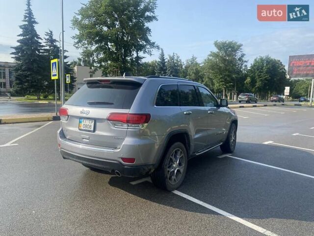 Серый Джип Гранд Чероки, объемом двигателя 3.6 л и пробегом 42 тыс. км за 29000 $, фото 1 на Automoto.ua