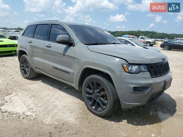 Джип Гранд Чероки 2020 в Днепре (Днепропетровске) на Automoto.ua Серый Джип Гранд Чероки, объемом двигателя 3.6 л и пробегом 101 тыс. км за 6100 $, фото 3 на Automoto.ua