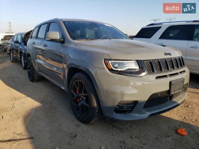 Сірий Джип Grand Cherokee, об'ємом двигуна 6.4 л та пробігом 16 тис. км за 23000 $, фото 4 на Automoto.ua