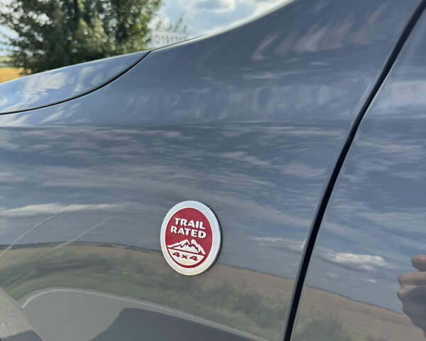 Джип Гранд Чероки 2020 в Киеве на Automoto.ua Серый Джип Гранд Чероки, объемом двигателя 3.6 л и пробегом 48 тыс. км за 28600 $, фото 33 на Automoto.ua