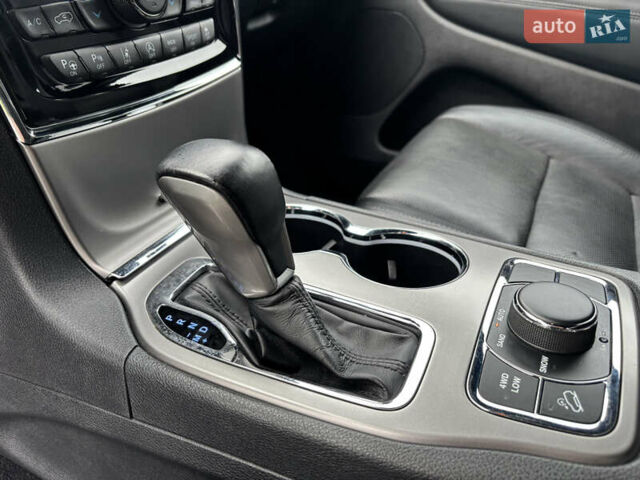 Серый Джип Гранд Чероки, объемом двигателя 3.6 л и пробегом 71 тыс. км за 24999 $, фото 25 на Automoto.ua