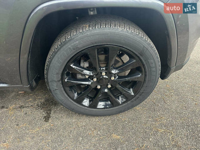 Сірий Джип Grand Cherokee, об'ємом двигуна 3.6 л та пробігом 57 тис. км за 26500 $, фото 9 на Automoto.ua