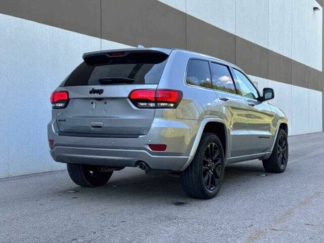 Сірий Джип Grand Cherokee, об'ємом двигуна 3.6 л та пробігом 55 тис. км за 15600 $, фото 4 на Automoto.ua