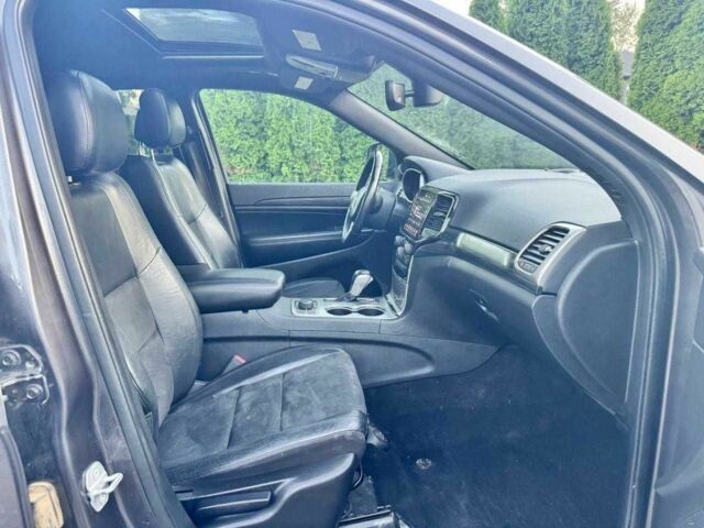 Сірий Джип Grand Cherokee, об'ємом двигуна 3.6 л та пробігом 115 тис. км за 18471 $, фото 4 на Automoto.ua