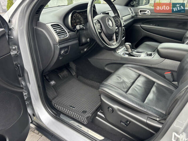 Серый Джип Гранд Чероки, объемом двигателя 3.6 л и пробегом 71 тыс. км за 24999 $, фото 33 на Automoto.ua