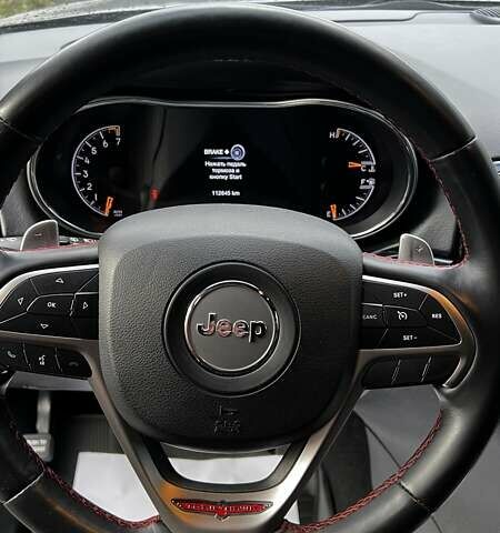 Джип Гранд Чероки 2020 в Луцке на Automoto.ua Серый Джип Гранд Чероки, объемом двигателя 3.6 л и пробегом 115 тыс. км за 27500 $, фото 19 на Automoto.ua